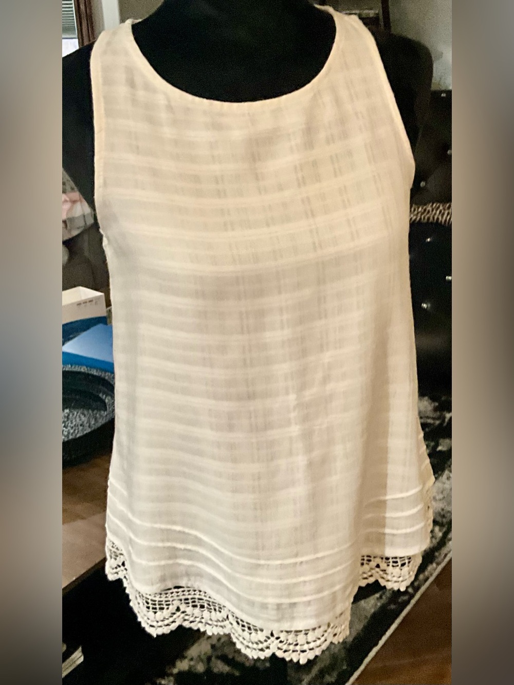 Xhilaration White Crochet-Hem A-Line Shirt in size small.